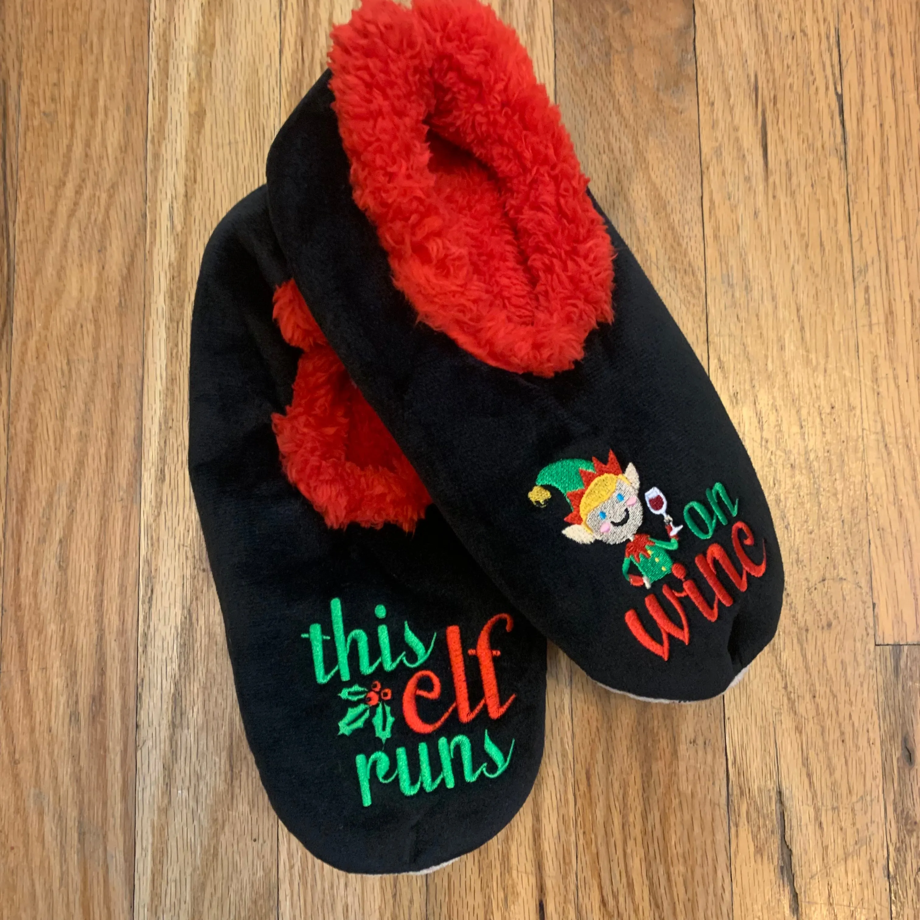 Holiday Snoozies Slippers