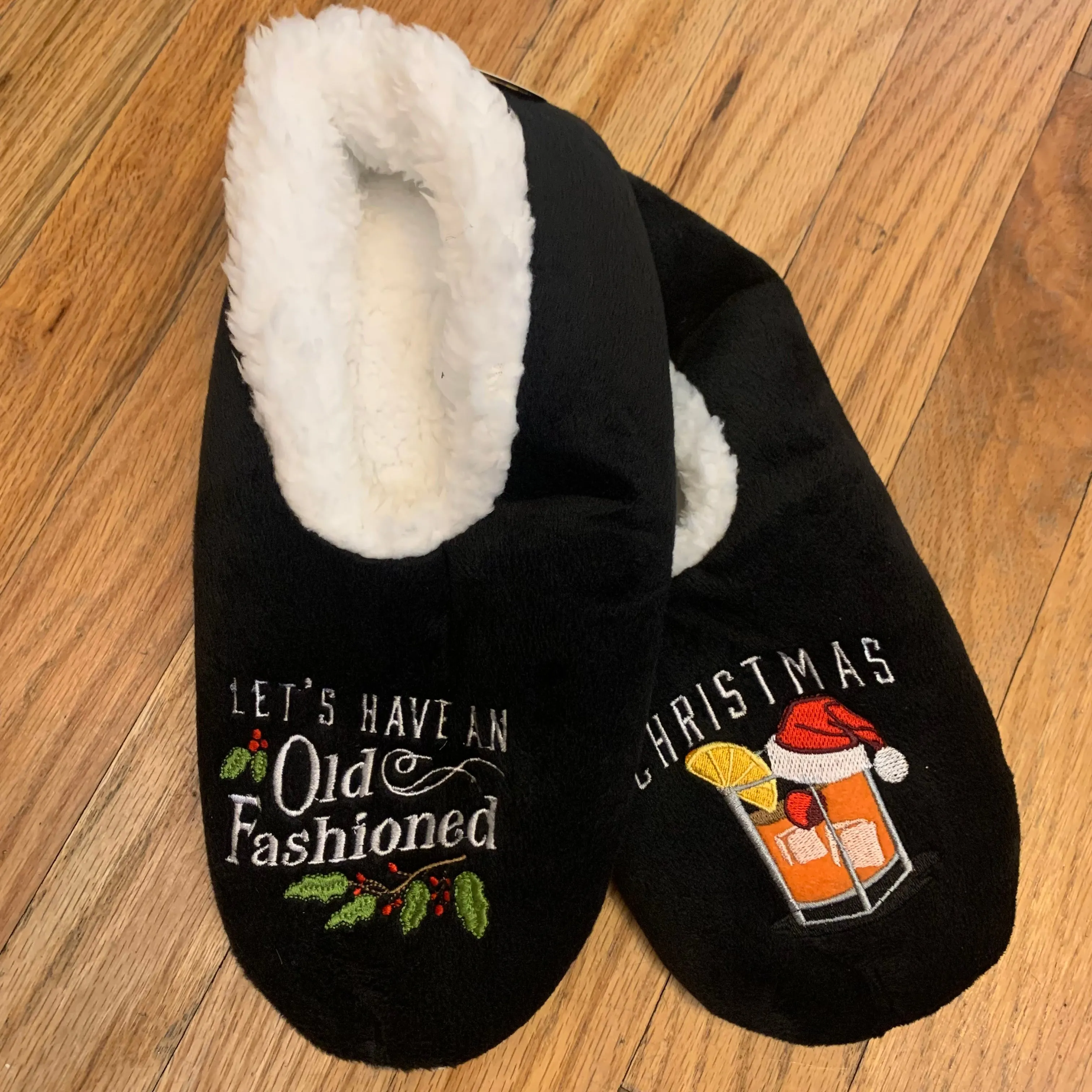 Holiday Snoozies Slippers