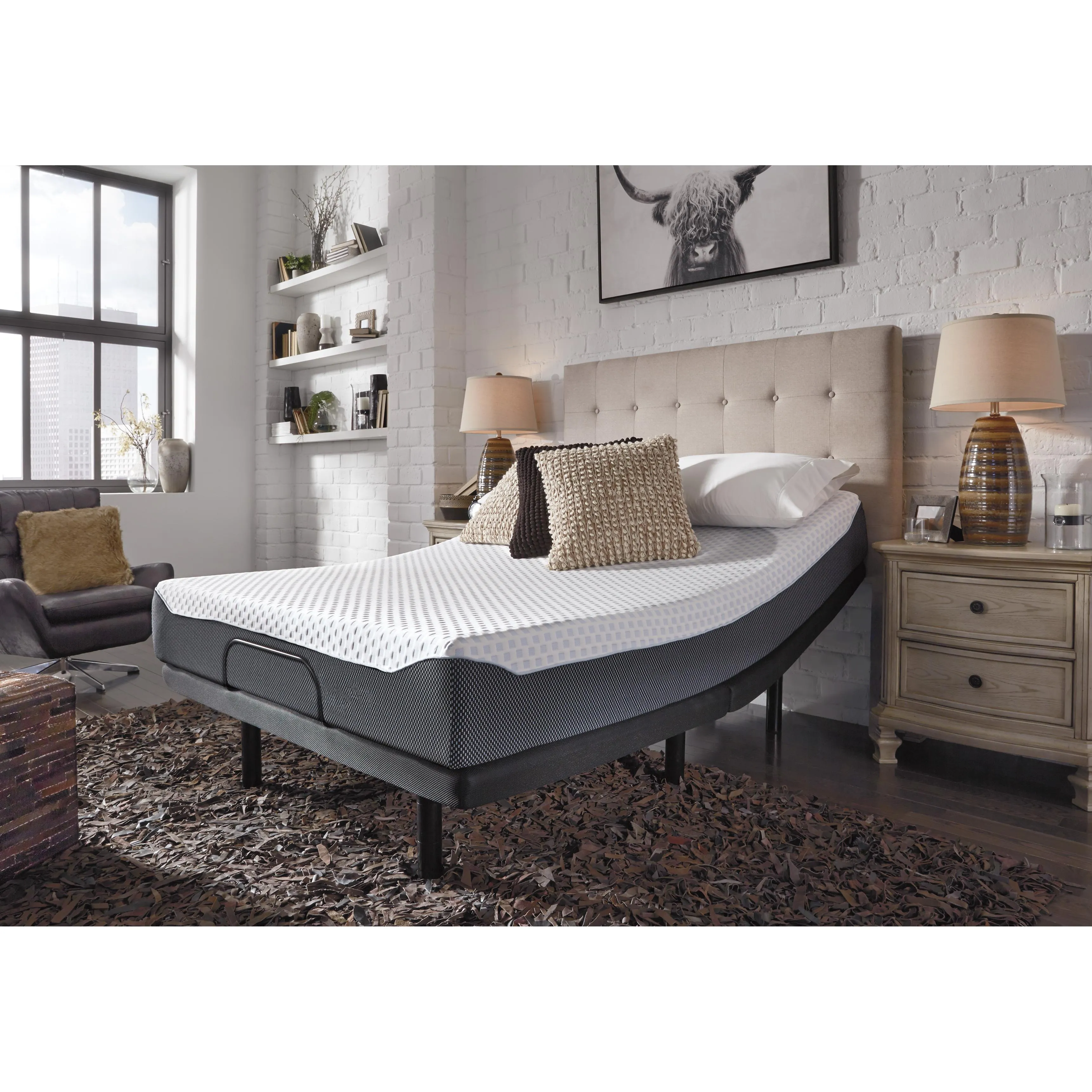 Sierra Sleep 10 Inch Chime Elite M67331 Queen Mattress