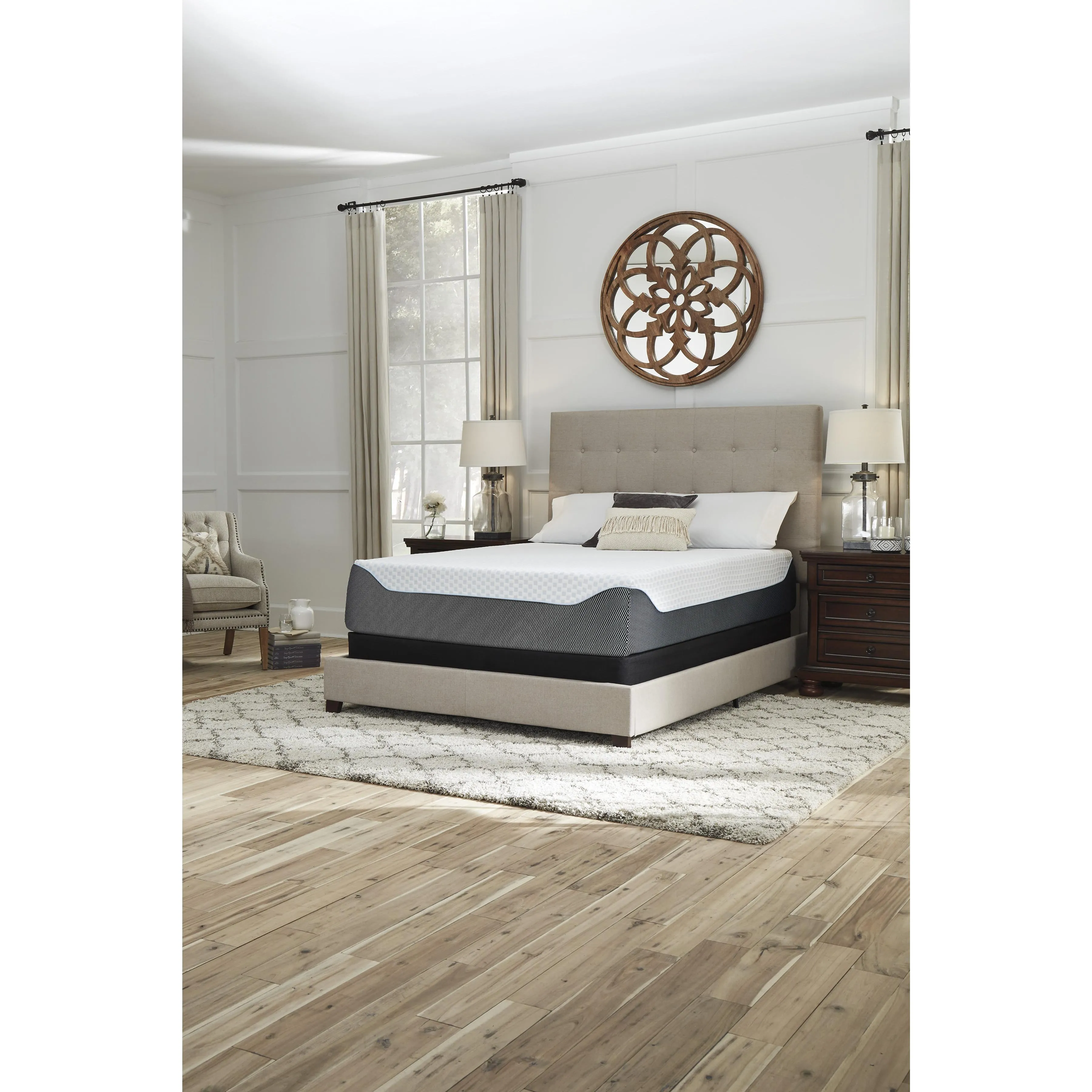 Sierra Sleep 14 Inch Chime Elite M71431 Queen Mattress