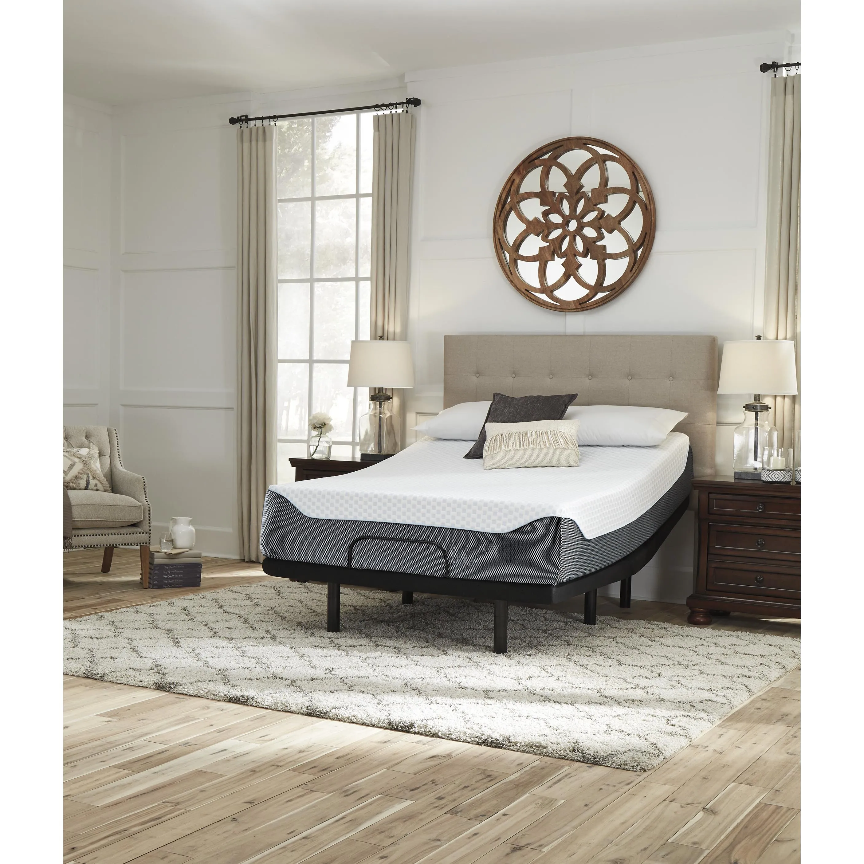 Sierra Sleep 14 Inch Chime Elite M71431 Queen Mattress