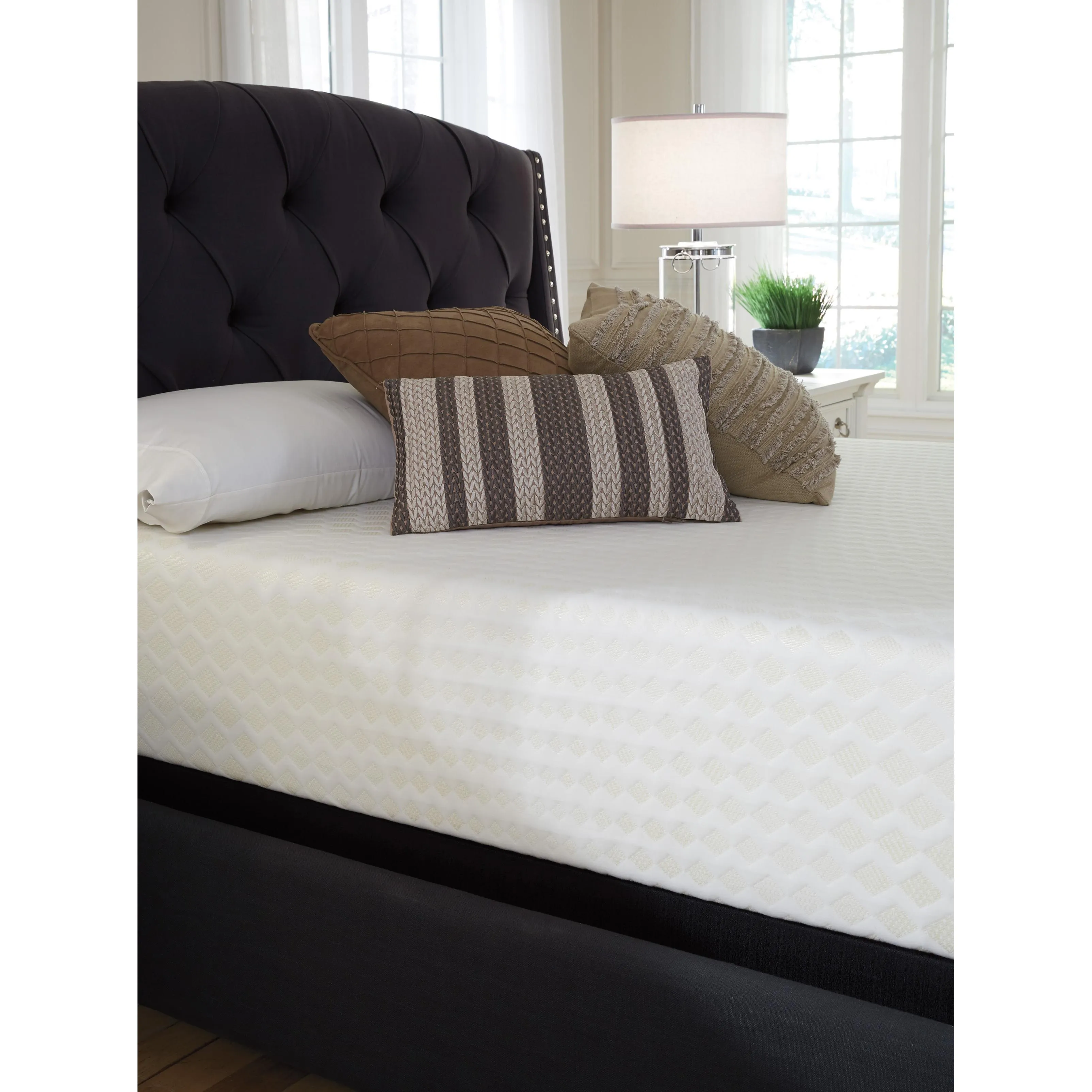 Sierra Sleep Chime 12 Inch Memory Foam M72731 Queen Mattress
